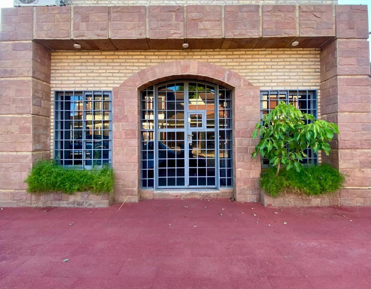 Mangoty Apartamento Luque Exterior photo
